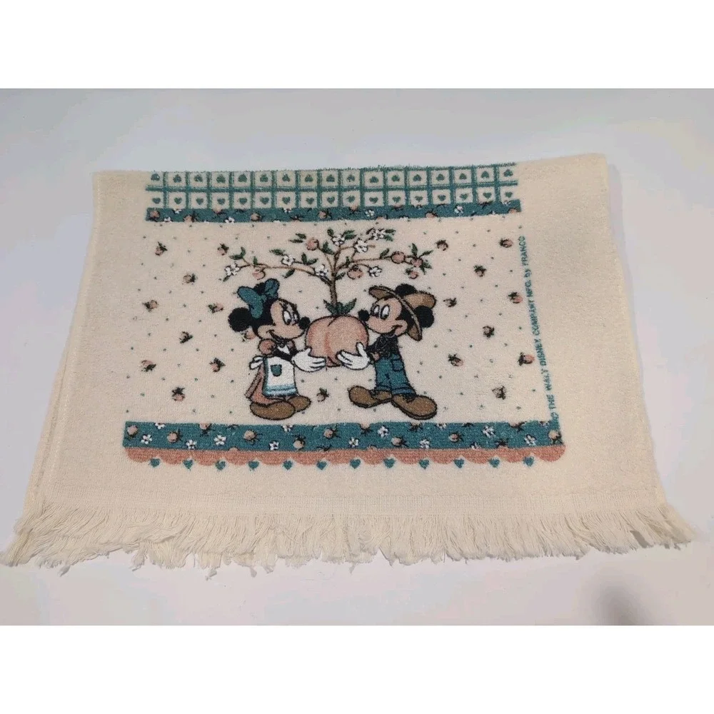 Vintage Farmer Mickey And Minnie Peach Blue Cannon Hand towel Walt Disney Fringe